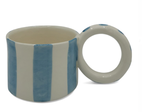 Mug bleu et blanc avec anse